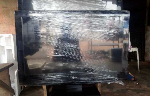 UK Used LG 32 inches LCD TV