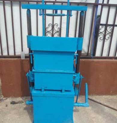 Electric Block and Pave Moulding Machine