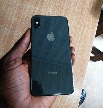 UK used IPhoneX 64gb