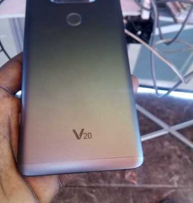 LG V20 Android phone