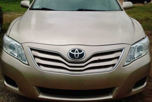 Toyota Camry 2010