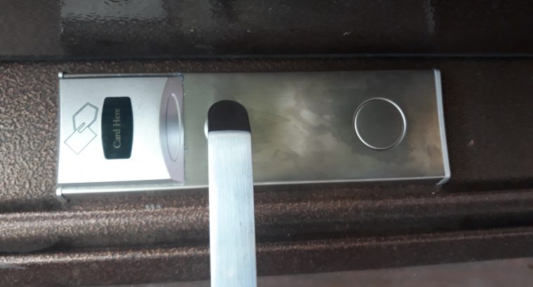 Rfid card lock system for hotels and offices insta