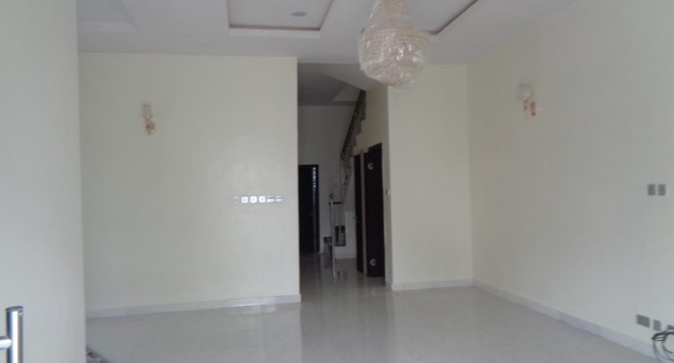 Brand new 4 bedroom semi detached duplex