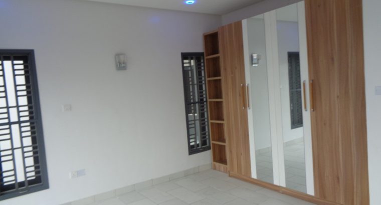 For Sale 4 duplex on 2 floor with BQ and Fully Ser