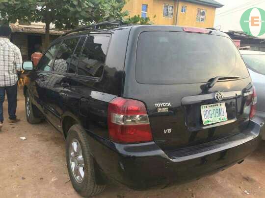 Toyota Highlander 3Row Seaters