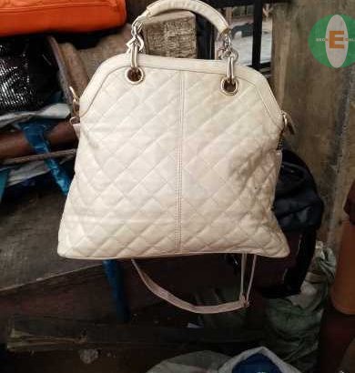 hand and shoulder bags