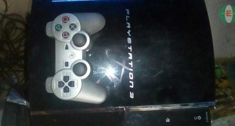 UK use PlayStation 3 fat tested OK with 5 games installed