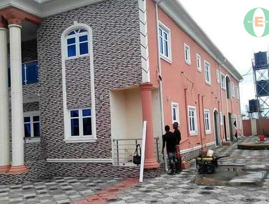 aluminum roof gutter and PVC roof gutter