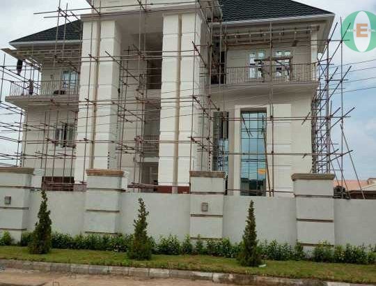 aluminum roof gutter and PVC roof gutter