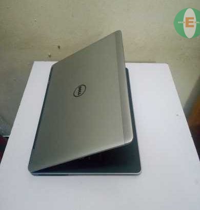 Dell latitude 14 E 7440