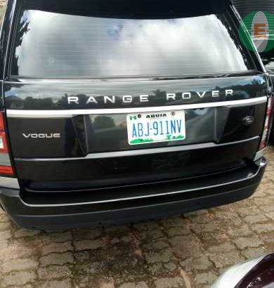 range rover Vogue and land cruiser