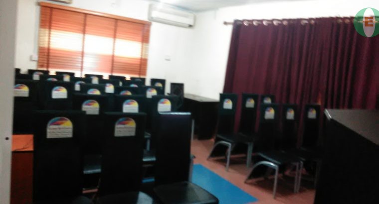 CONDUCIVE CONFERENCE / TRAINING ROOM